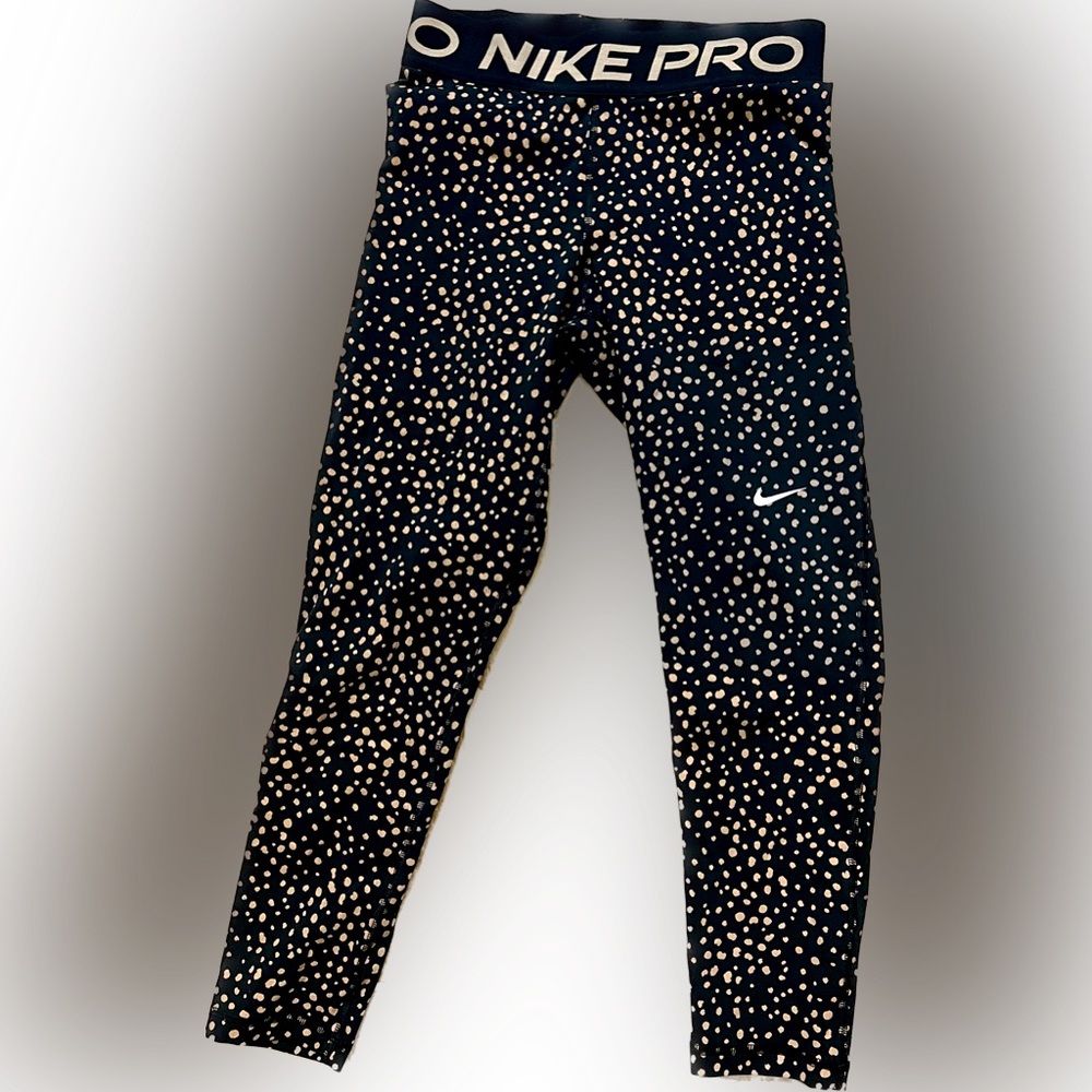 Nike pro cropped leggings